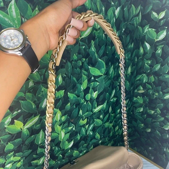 CHANEL PURSE 100% AUTHENTIC CHANEL BAG CHANEL 19 FLAP BAG - Picture 8 of 15